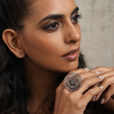 trueBrowns Silver Tone Floral Circular Ring