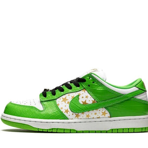 NIKE SB DUNK LOW SUPREME STARS MEAN GREEN (2021)