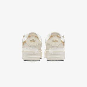 NIKE | WMNS'S AIR FORCE 1 SHADOW { SAIL/METALLIC GOLD-COCONUT MILK