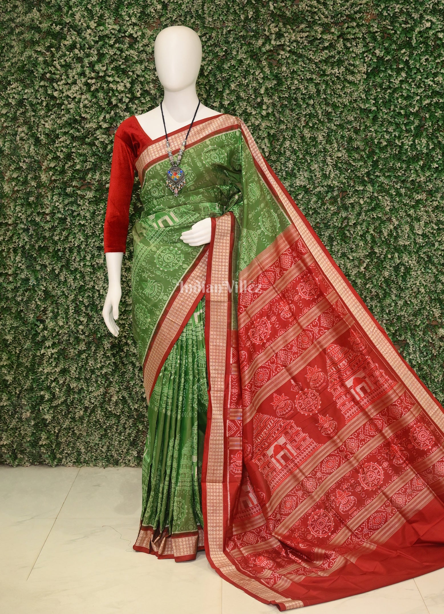 Green Dual Tone Odisha Ikat Konark Theme Sambalpuri Silk Saree