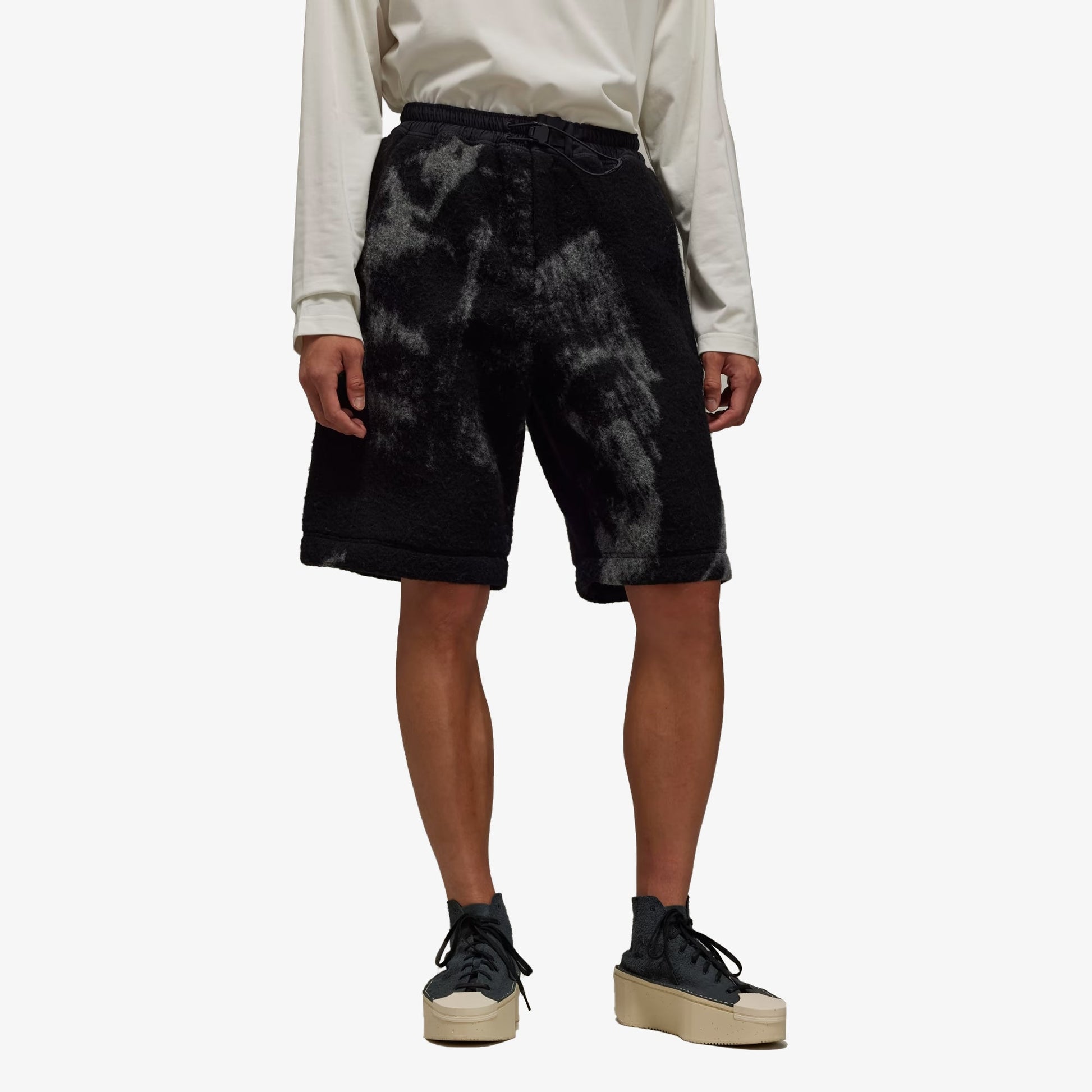 Y-3 | FUZZY FLEECE SHORTS  { BLACK