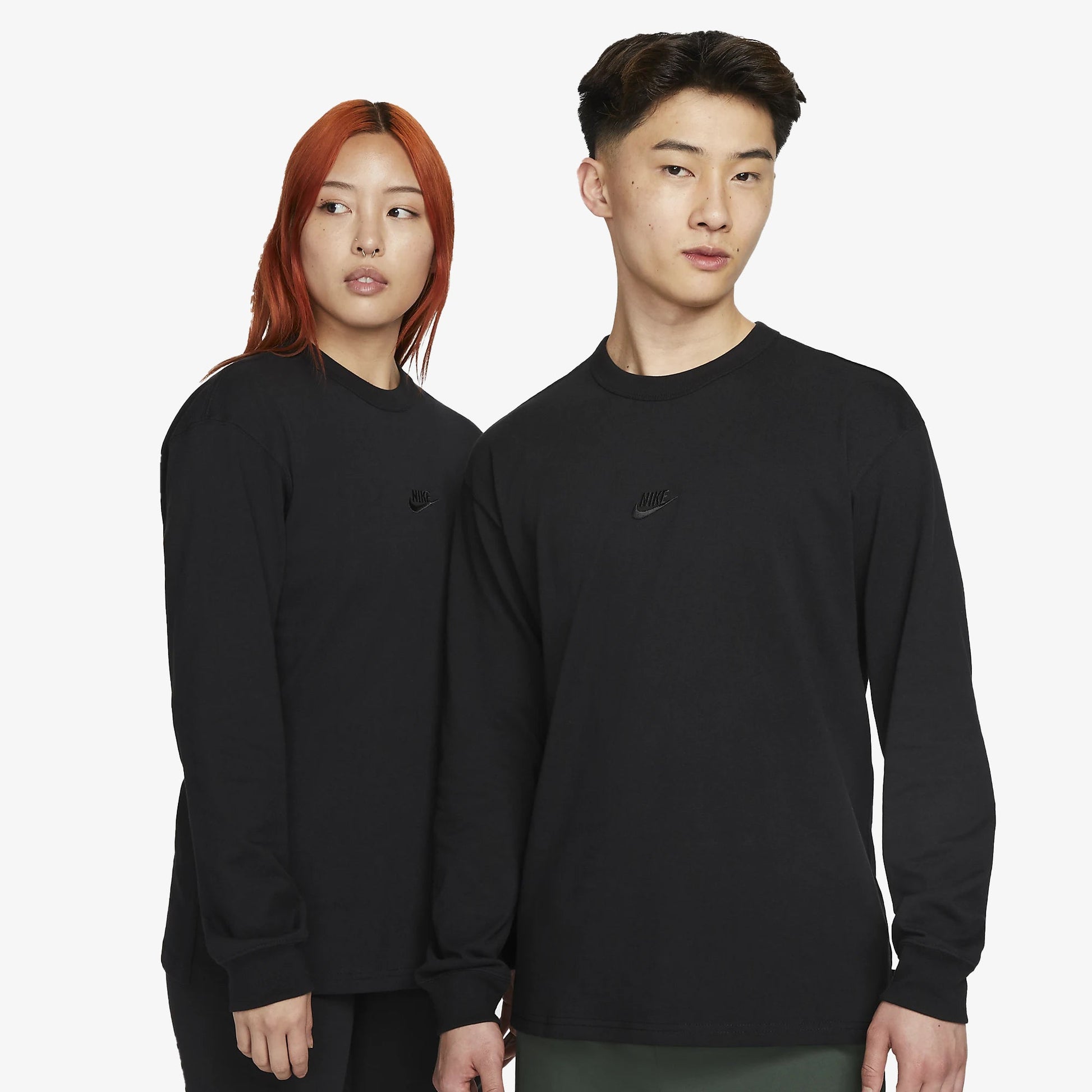 Nike | SPORTSWEAR PREMIUM ESSENTIALS  { BLACK/BLACK