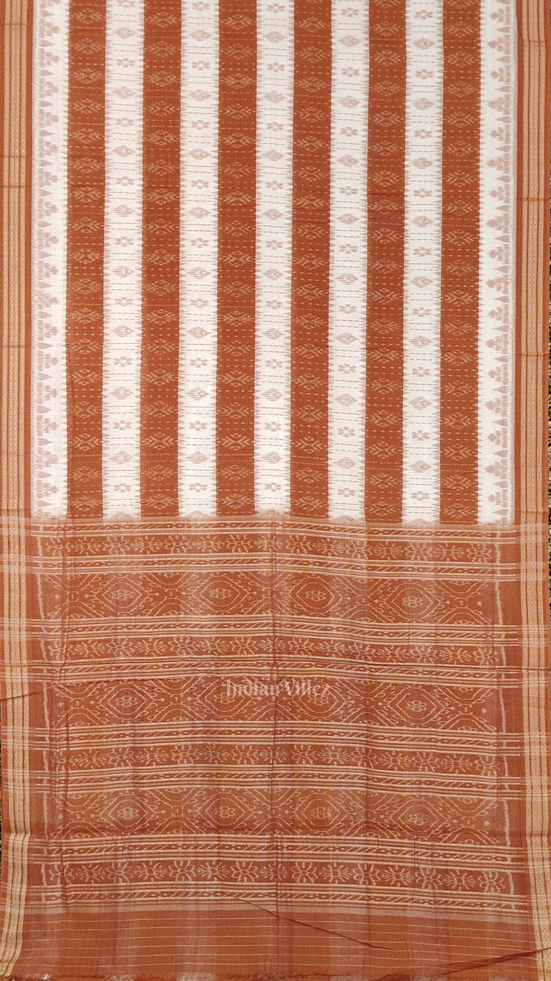 White Brown 16d Odisha Ikat Sambalpuri Cotton Saree