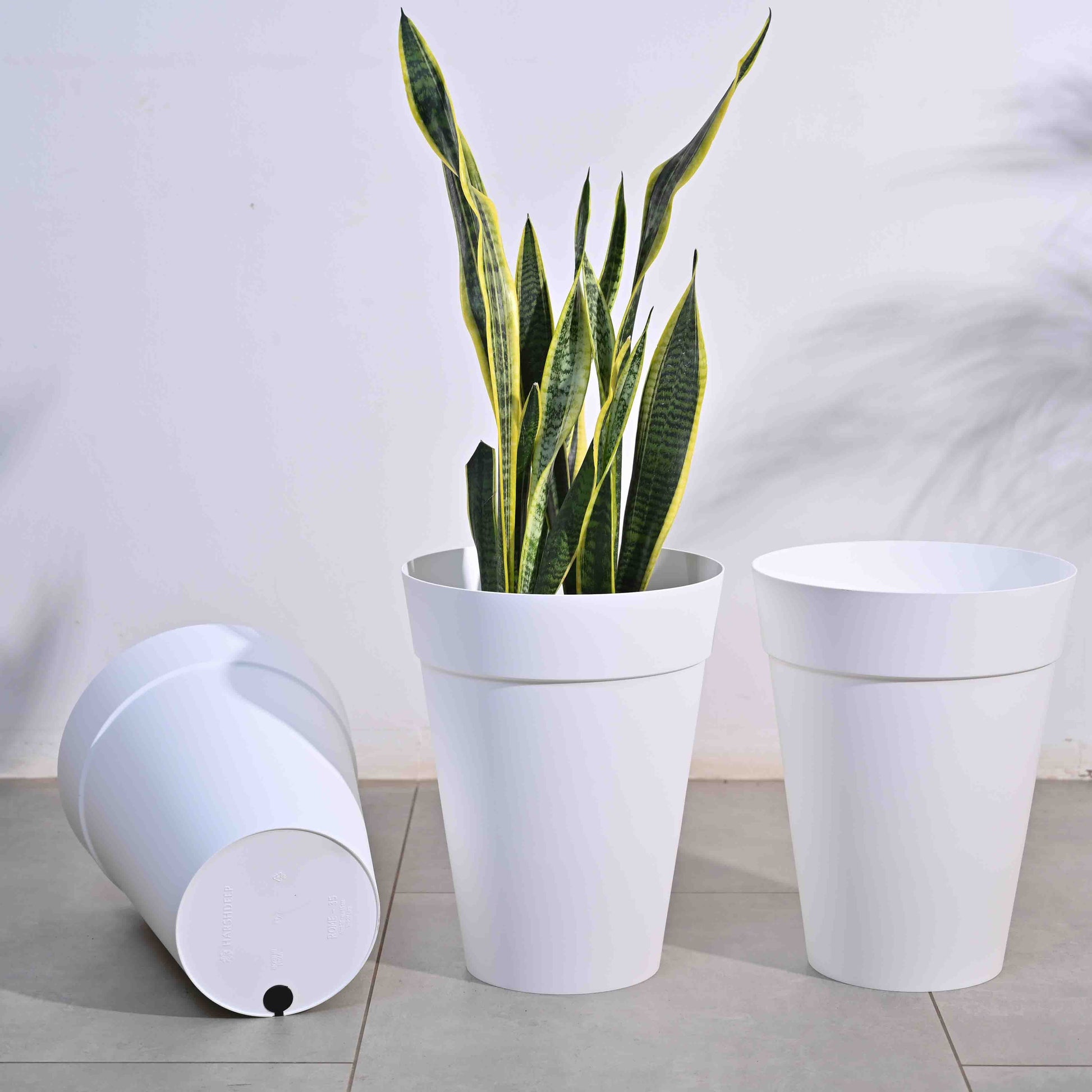 Roma Plastic Planter