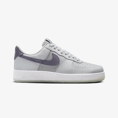 NIKE | AIR FORCE 1 '07 LV8 { PURE PLATINUM/LIGHT CARBON-WOLF GREY