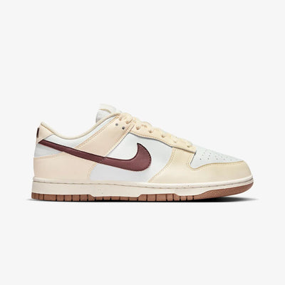 Nike | DUNK LOW  { COCONUT MILK/SMOKEY MAUVE-SUMMIT WHITE