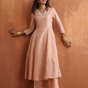 trueBrowns Blush Pink Tissue Flared Anarkali Kurta Set