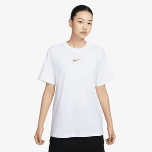 NIKE | LOOSE SHORT-SLEEVE GRAPHIC T-SHIRT { WHITE