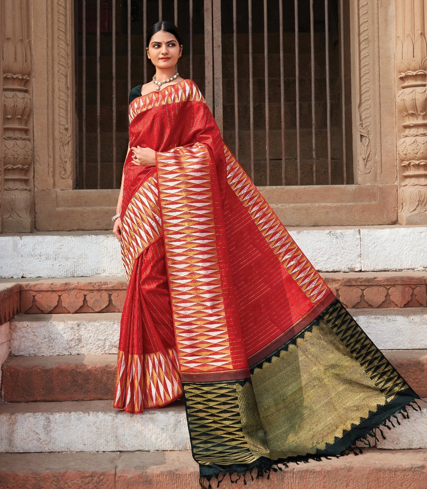 Red Handloom Kanchipuram Silk Saree With Stripes