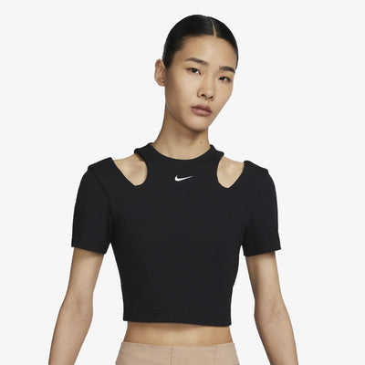 Nike | SPORTSWEAR ESSENTIALS  { BLACK/WHITE