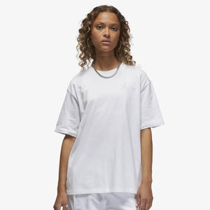 Jordan | ESSENTIALS TOP  { WHITE