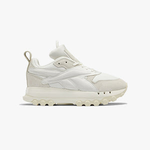 Reebok | CARDI B CLASSIC LEATHER V2  { CHALK/ALABASTER