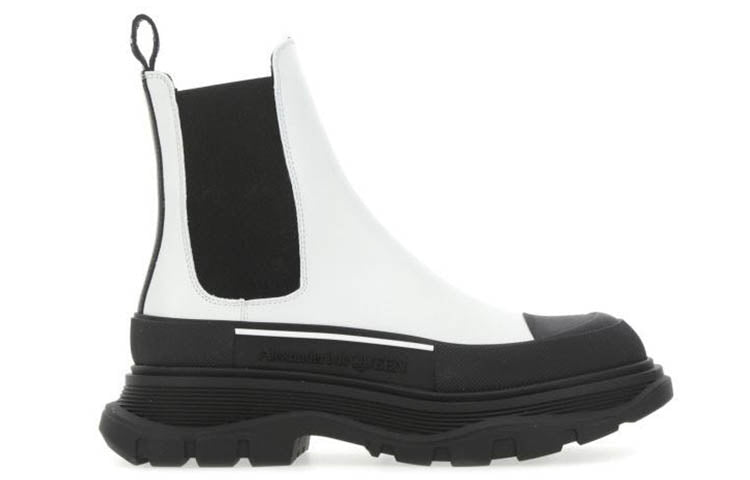 Alexander Mcqueen Tread Slick Boot White Black (Women'S)