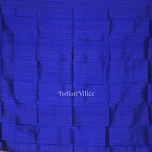 White Kathiphera Khandua Silk Saree with Odissi Dancer Pallu