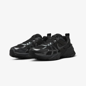 Nike | V2K RUN  { BLACK/DK SMOKE GREY-ANTHRACITE