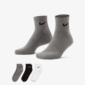 NIKE | EVERYDAY CUSHIONED TRAINING ANKLE SOCKS (3 PAIRS) { MULTI-COLOR