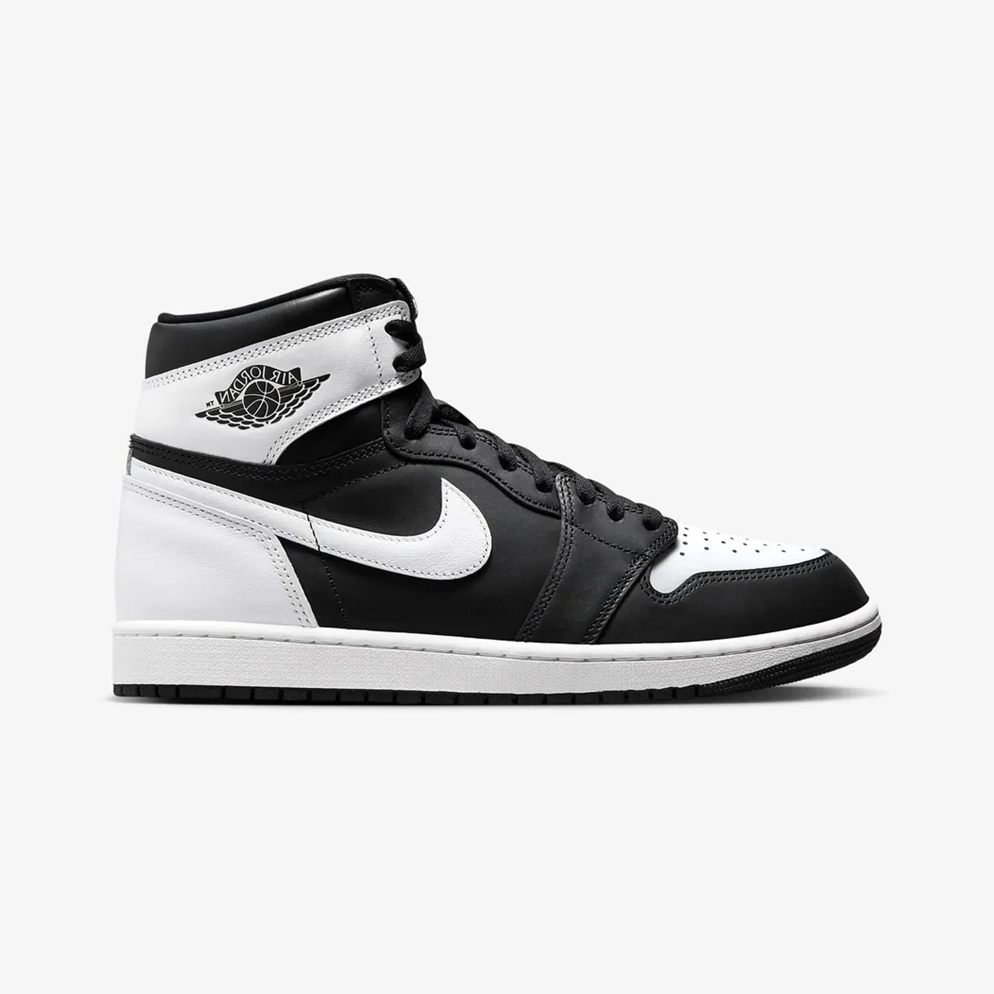 Jordan | AIR JORDAN 1 RETRO HIGH OG  { BLACK/WHITE-WHITE