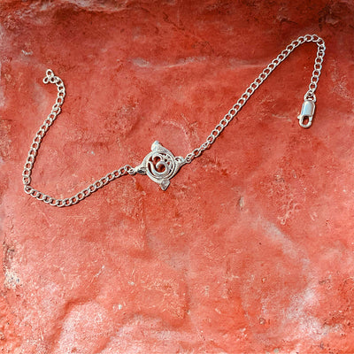 trueBrowns Men 925 Sterling Silver Textured Om Silver Chain Bracelet