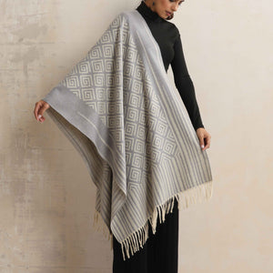 trueBrowns Grey Geometric Woollen Stole
