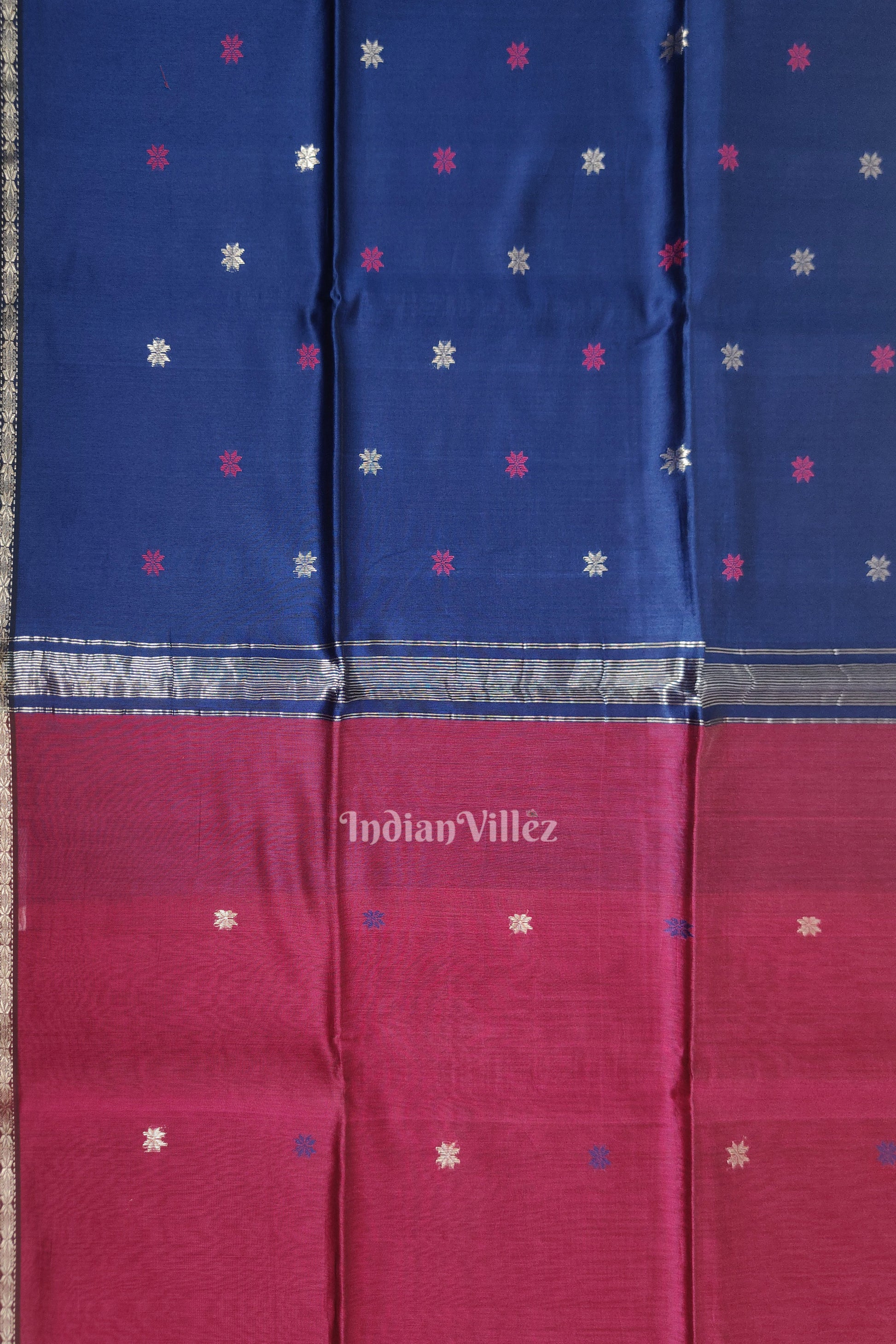 Royal Blue Leaf Motif Pure Silk Cotton Maheshwari Saree