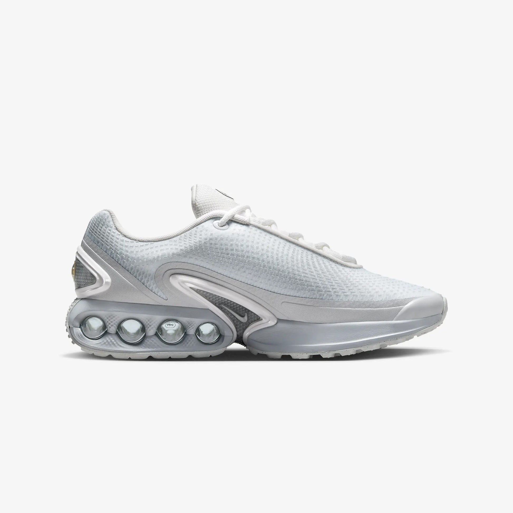 Nike | AIR MAX DN  { WHITE/METALLIC SILVER-PURE PLATINUM