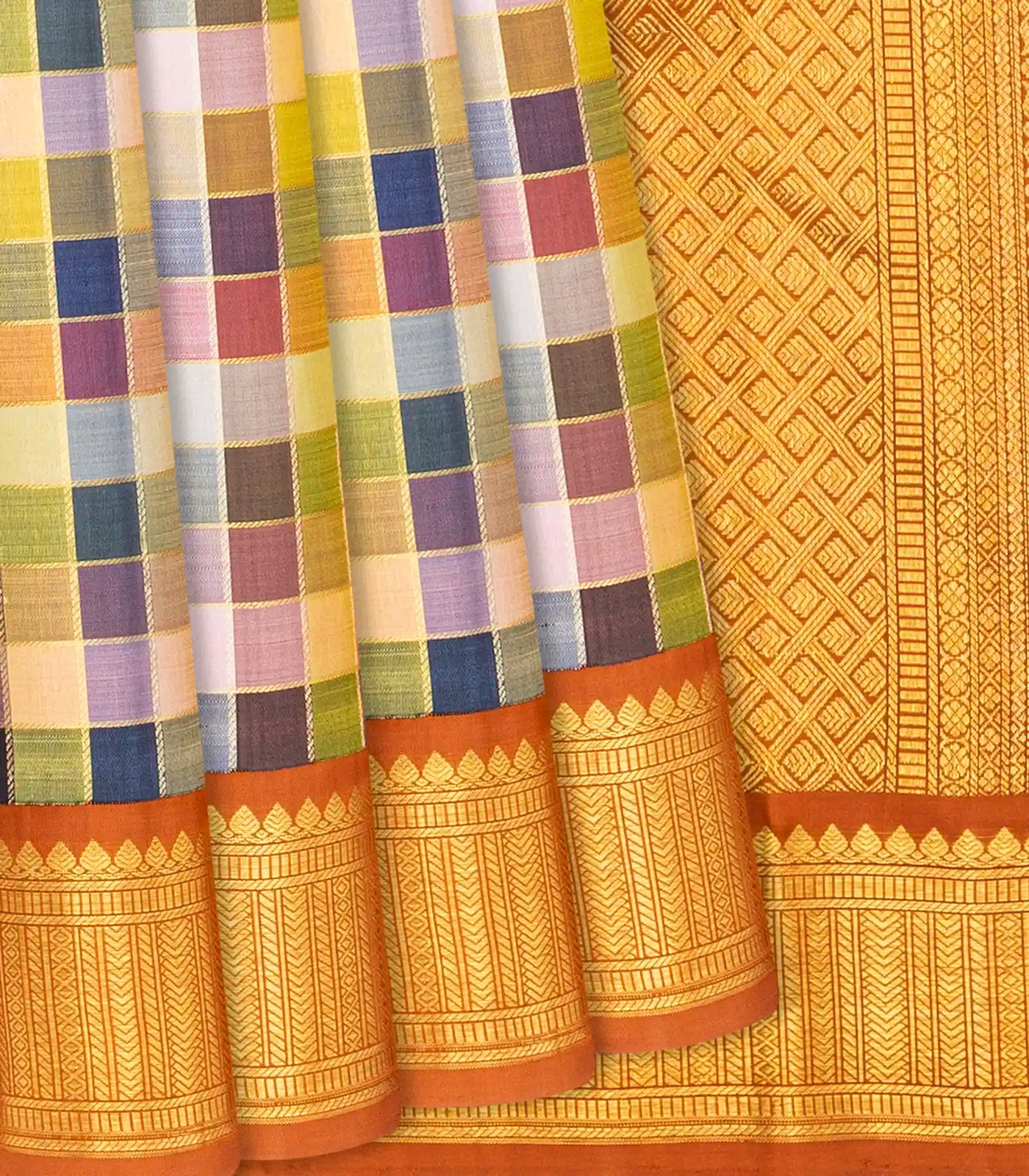 Four Thousand Colour Handloom Natural Dyed Korvai Silk Saree