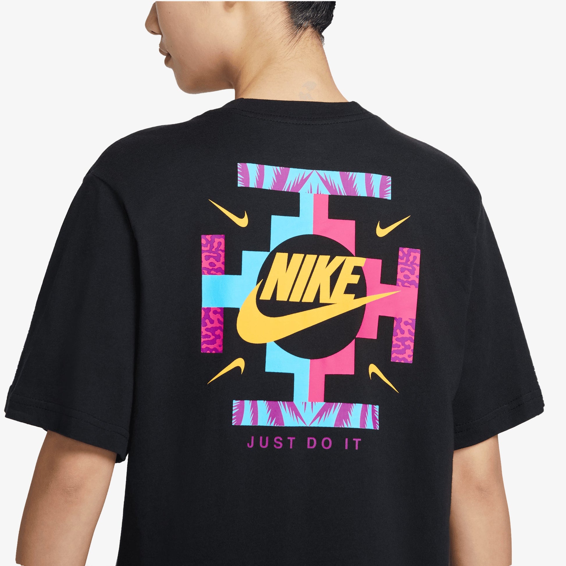 Nike | BOXY  { BLACK