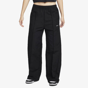 NIKE | SPORTSWEAR EVERYTHING WOVENS { BLACK OR GREY