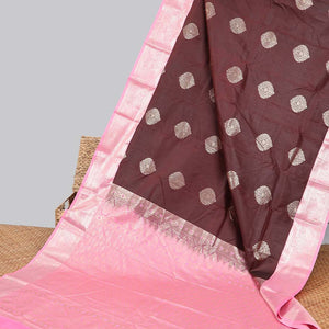 Brown floral motifs gift saree with contrast paisley border & intricate zari design pallu