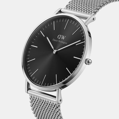 Classic Men Quartz Black Dial Analog Stainless Steel Watch DW00100629K