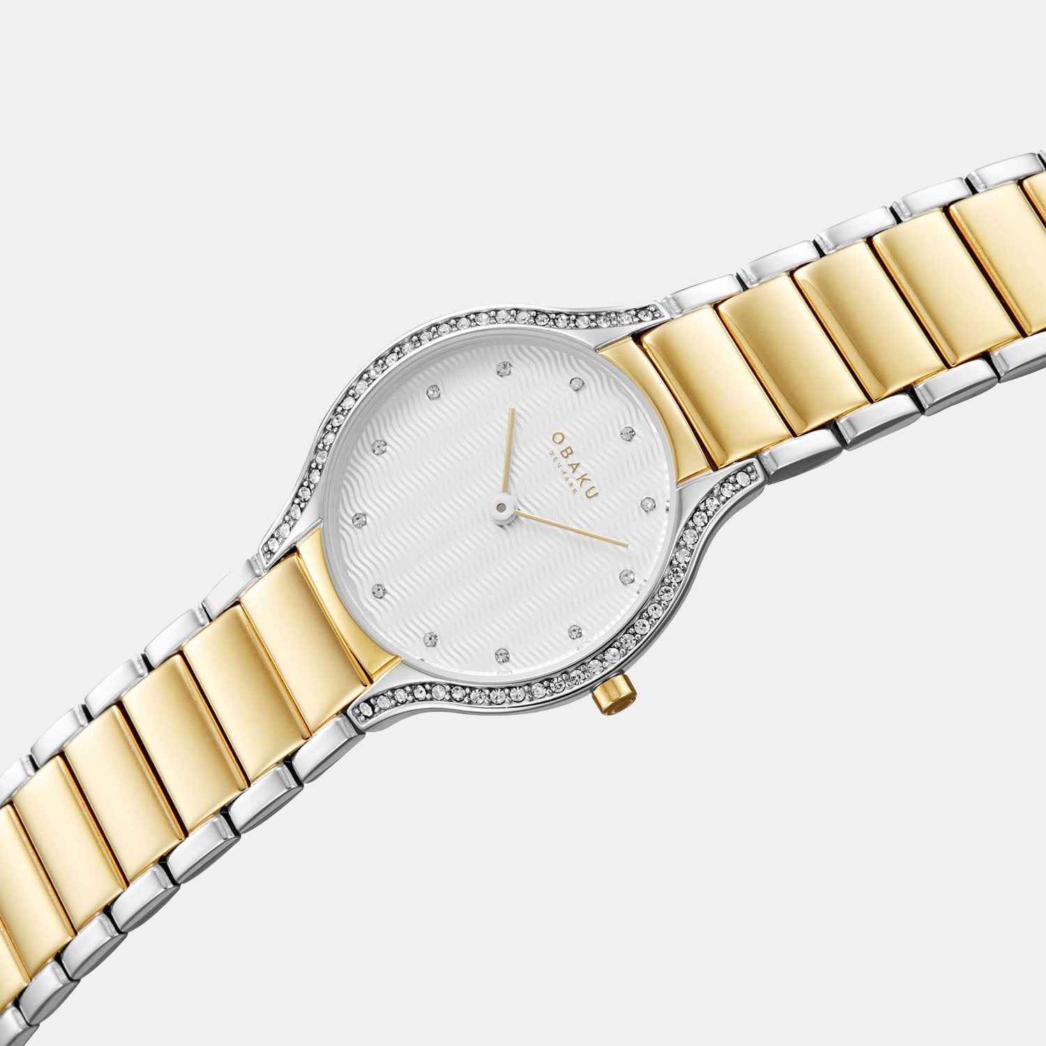 Acacie Women Quartz Silver Dial Analog Stainless Steel Watch V276LEFISF