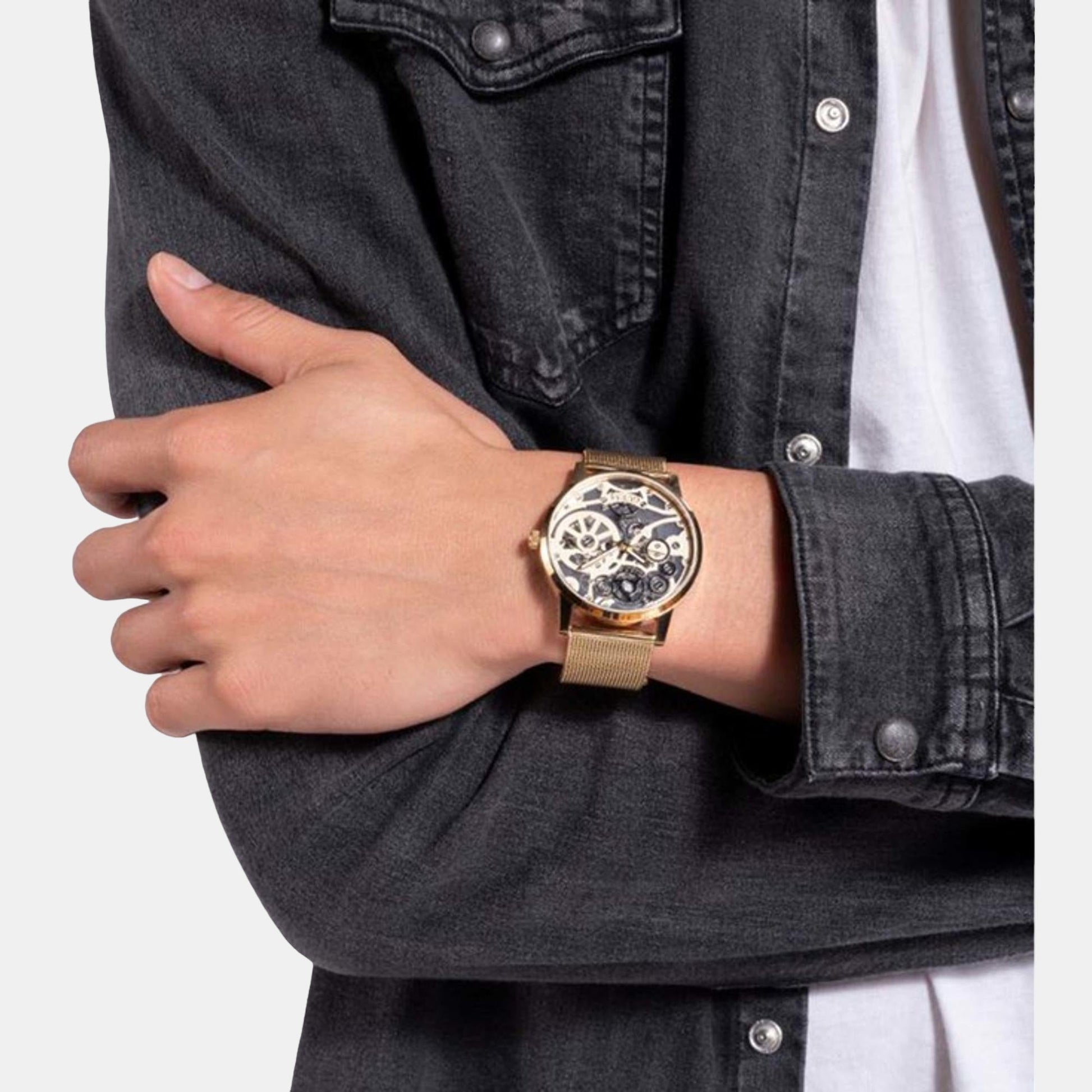 Gadget Men Quartz Black Dial Analog Mesh Watch GW0538G2