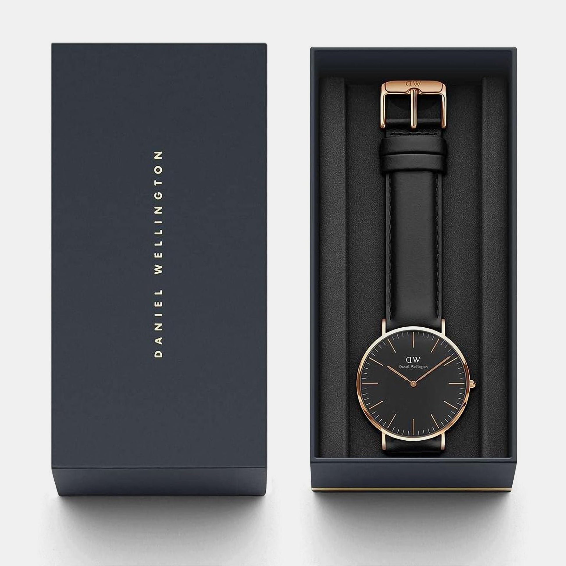 Classic Men Quartz Black Dial Analog Leather Watch DW00100127