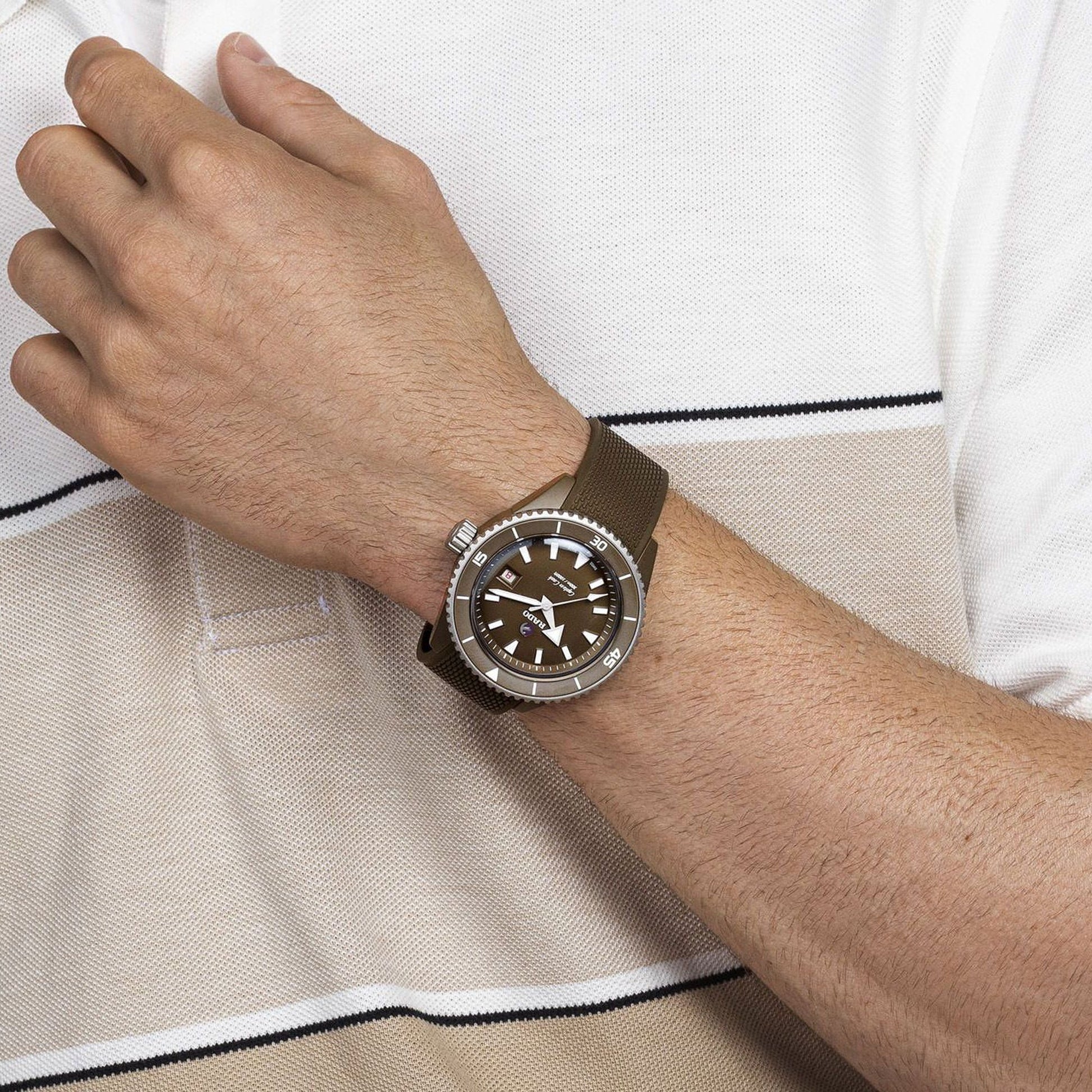 Captain Cook Men Automatic Brown Dial Analog Rubber Watch R32130318