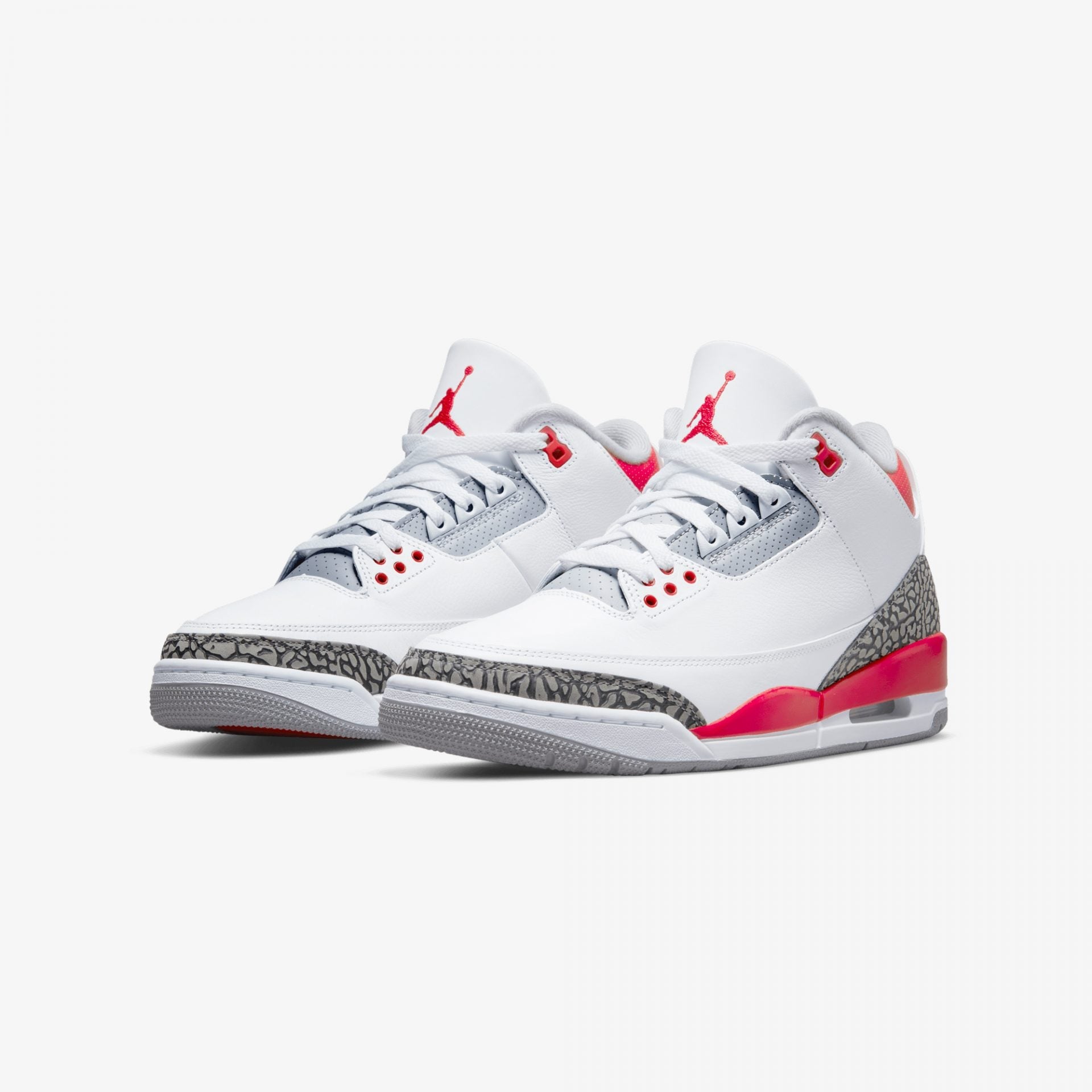 Jordan | AIR JORDAN 3 RETRO  { WHITE / FIRE RED