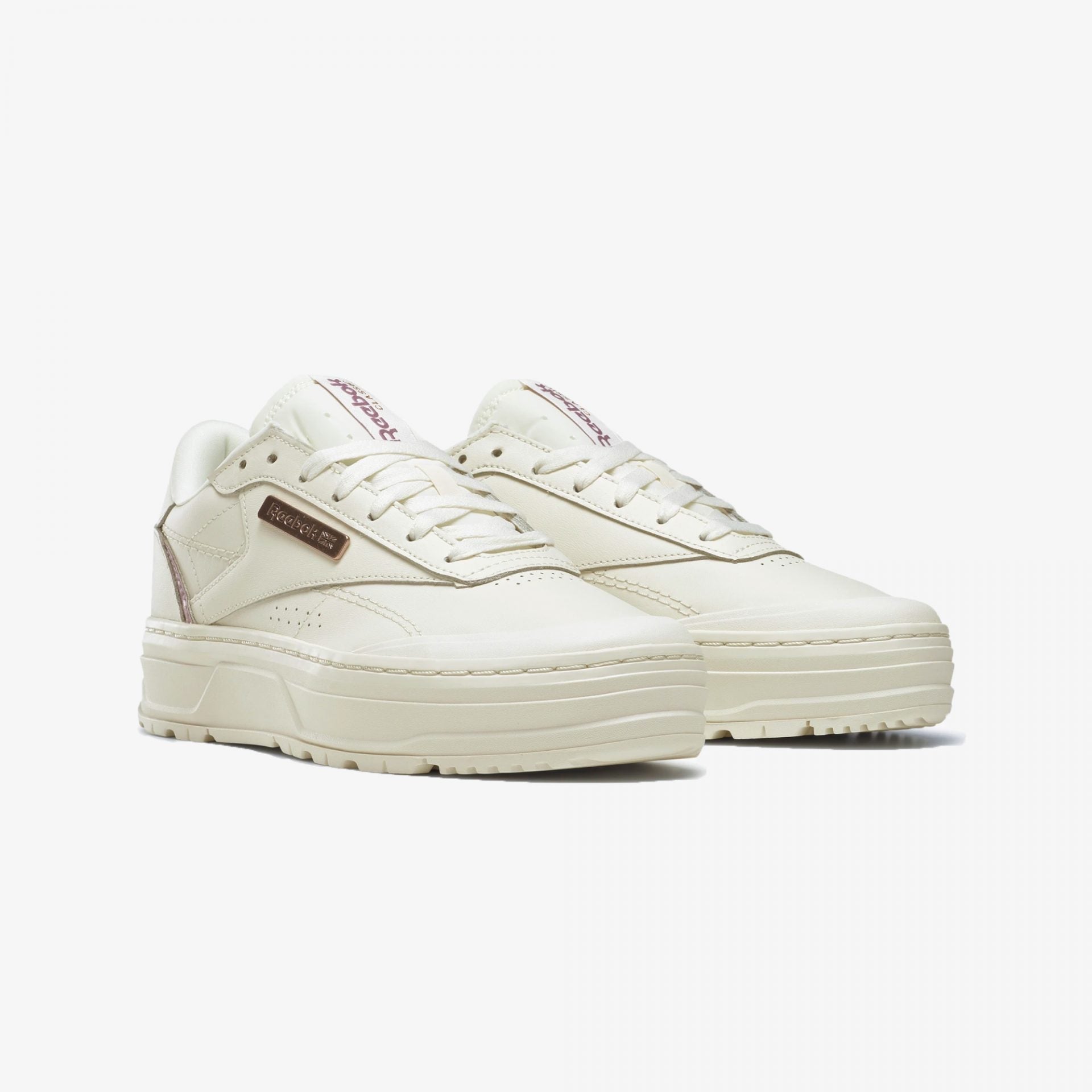 Reebok | CLUB C DOUBLE GEO  { CHALK WHITE