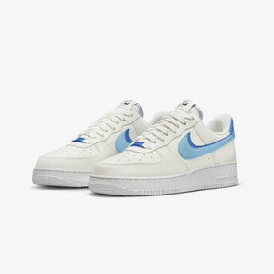 Nike | AIR FORCE 1 '07 LV8 { SAIL/BLUE CHILL