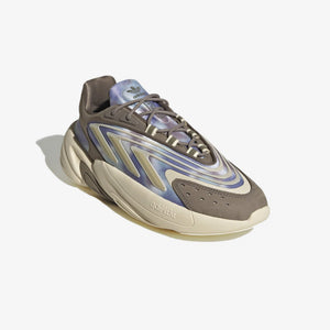 Adidas Originals | OZELIA W  { SIMPLE BROWN/WONDER WHITE