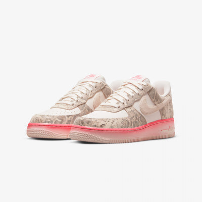 Nike | AIR FORCE 1  { OUR FORCE 1