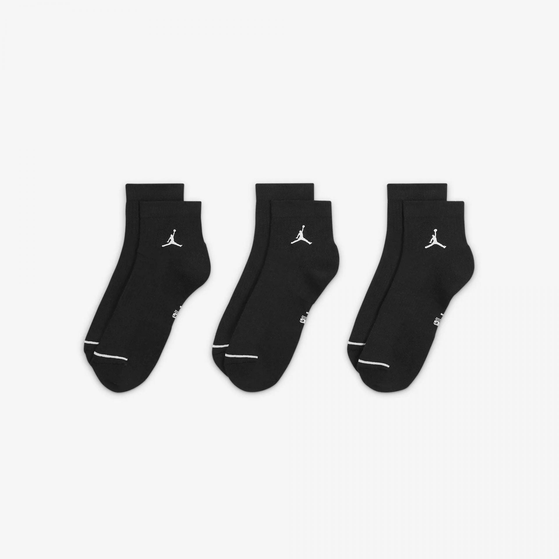 Nike | EVERYDAY ANKLE SOCKS (3 PAIRS)