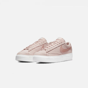 Nike | BLAZER LOW PLATFORM  { PINK OXFORD / SUMMIT WHITE