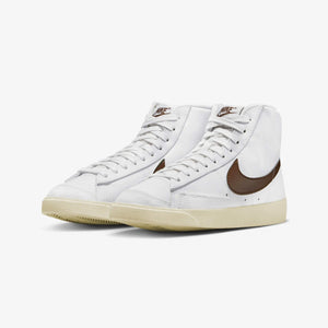 Nike | BLAZER MID '77 NEXT NATURE { WHITE/CACAO WOW