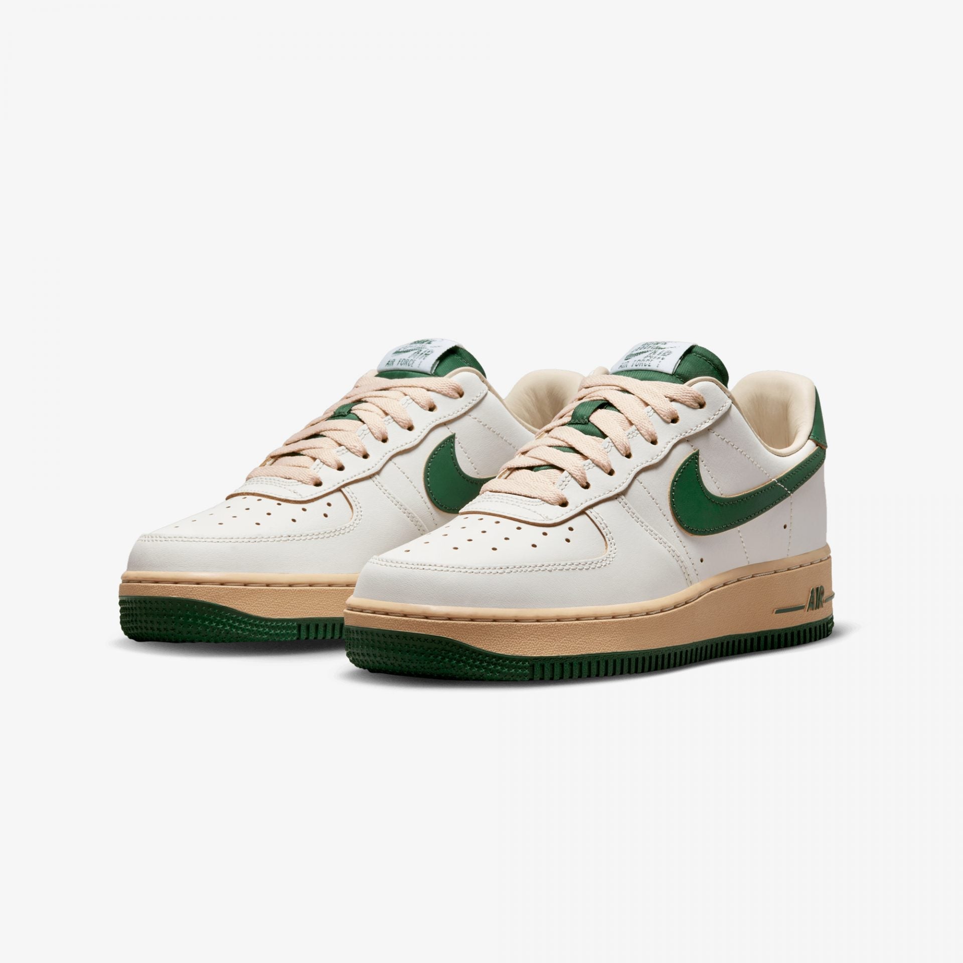 Nike | AIR FORCE 1 '07 LV8 { SAIL/GORGE GREEN