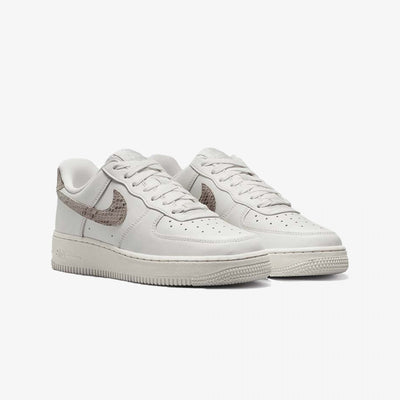 Nike | AIR FORCE 1 '07 { GREY/WHITE
