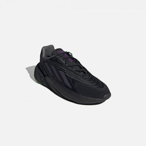 Adidas Originals | OZELIA  { CORE BLACK