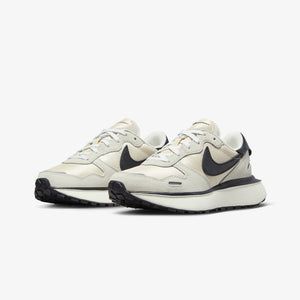 Nike | PHOENIX WAFFLE  { SUMMIT WHITE/BLACK-SANDDRIFT-SAIL