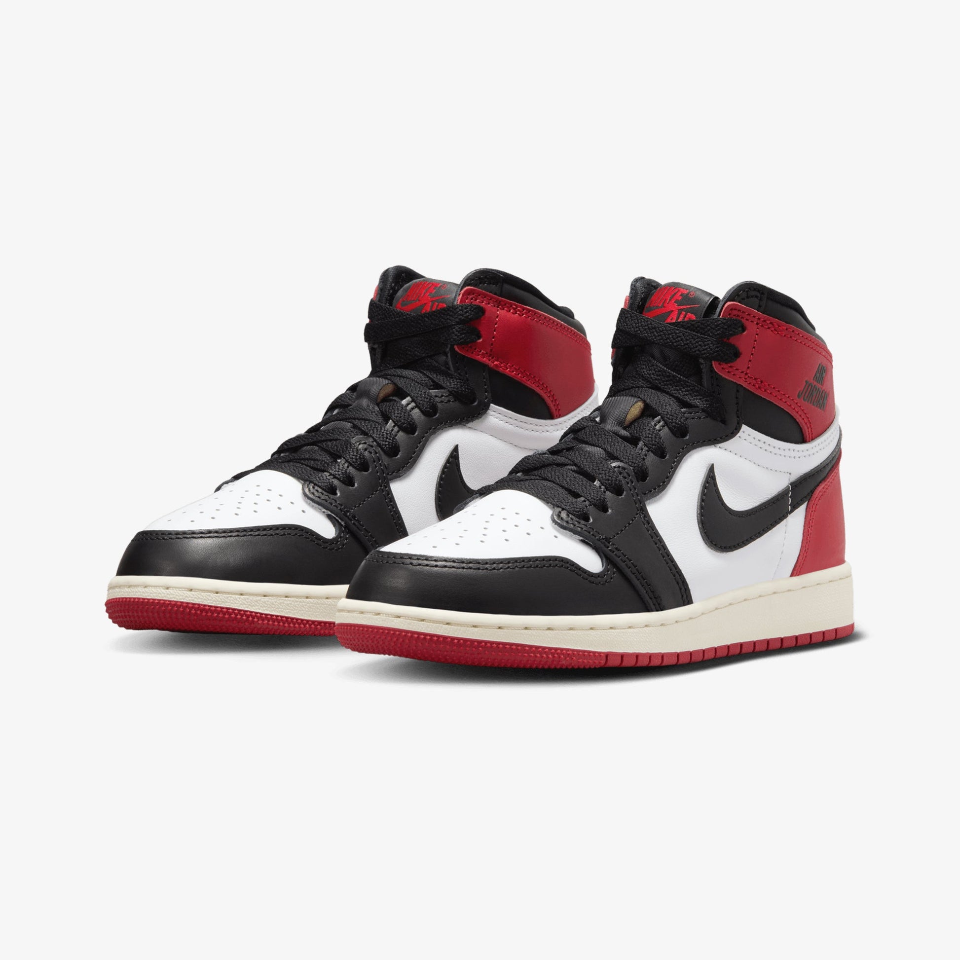 JORDAN | AIR JORDAN 1 HIGH OG (GS) "BLACK TOE" { WHITE/BLACK-VARSITY RED-SAIL