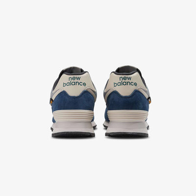 New Balance | 574 { NAVY