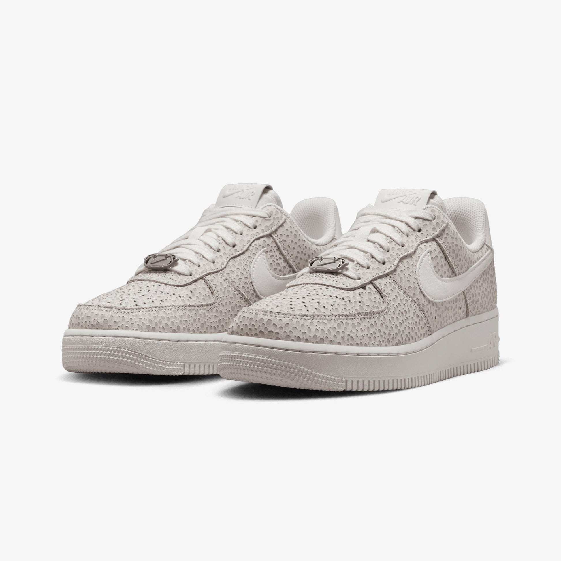 Nike | AIR FORCE 1 '07 PREMIUM { PHANTOM/METALLIC SILVER-SAIL