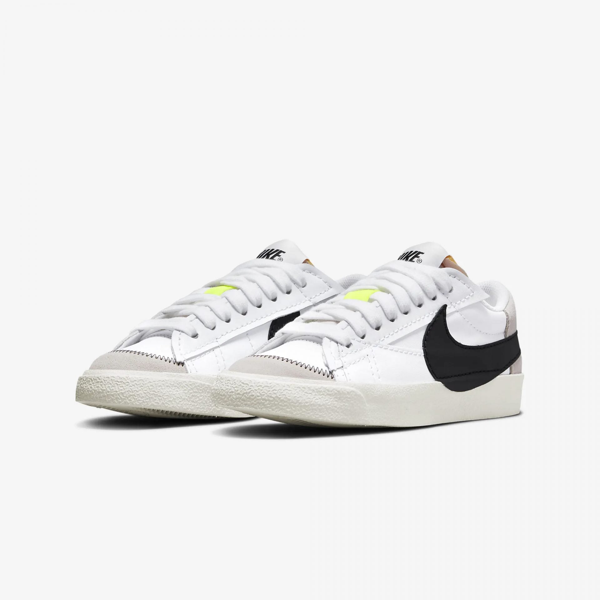 Nike | BLAZER LOW '77 JUMBO { WHITE / BLACK